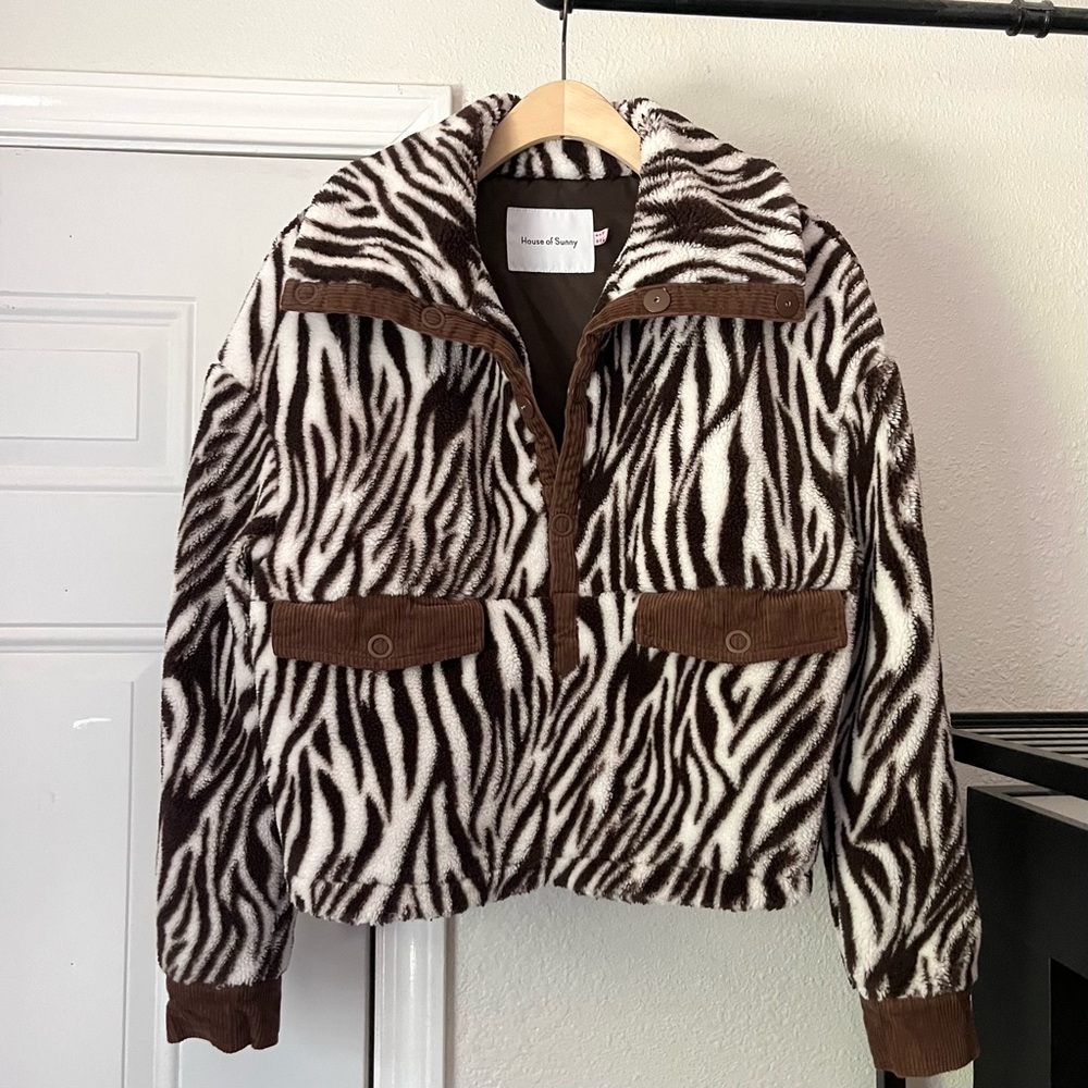 HOUSE OF SUNNY brown white faux shearling fuzzy corduroy pocket jacket